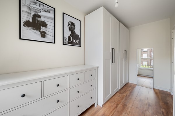 Medium property photo - Vincent van Goghstraat 198, 1072 DA Amsterdam